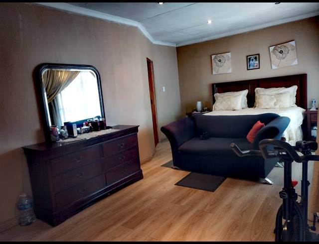 4 BEDROOM HOUSE FOR SALE IN BRACKENDOWNS